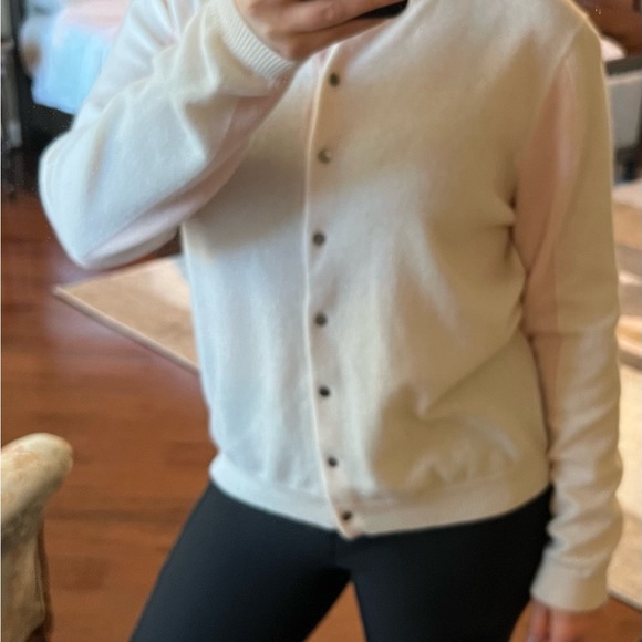 Cashmere button up sweater with cream color and pink on sleeves - Picture 3 of 6